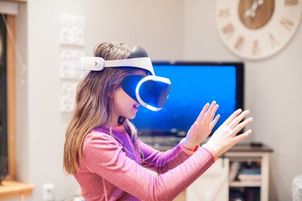 How AR/VR is going to change the education sector?